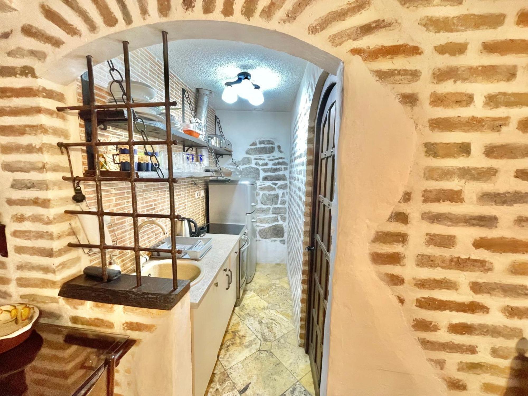 Old Town House With Private Garden Appartement Budva Buitenkant foto