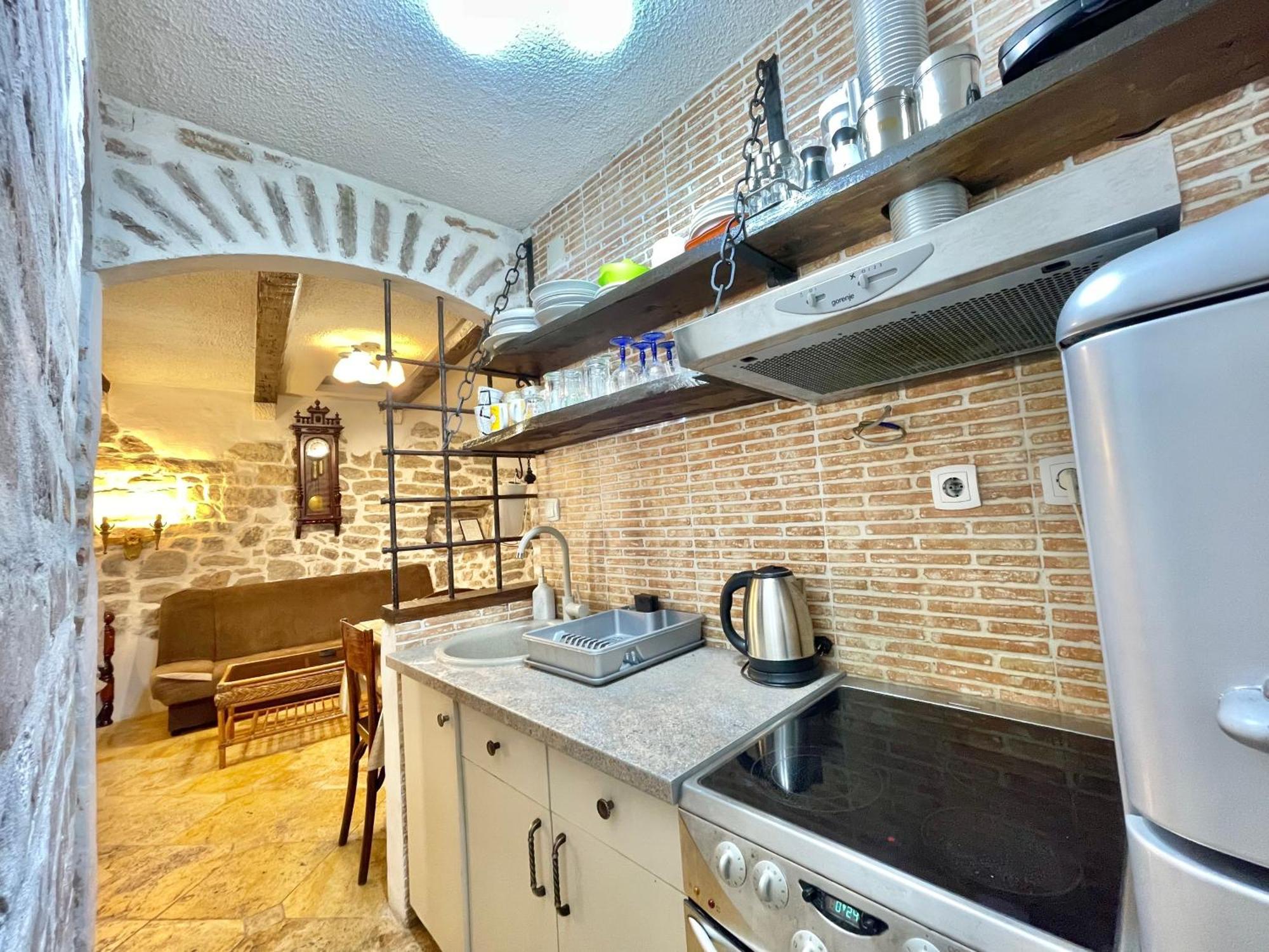 Old Town House With Private Garden Appartement Budva Buitenkant foto